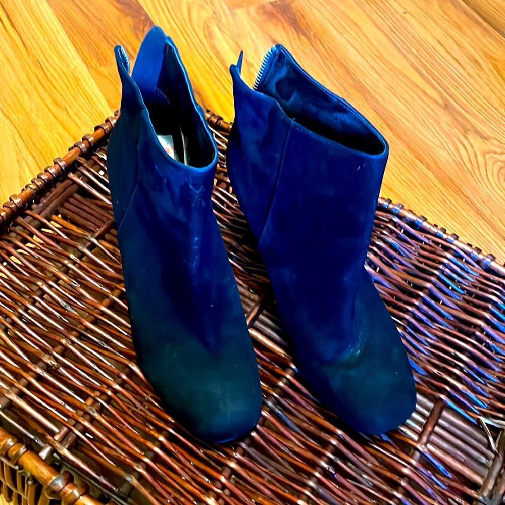Nine West suede booties
